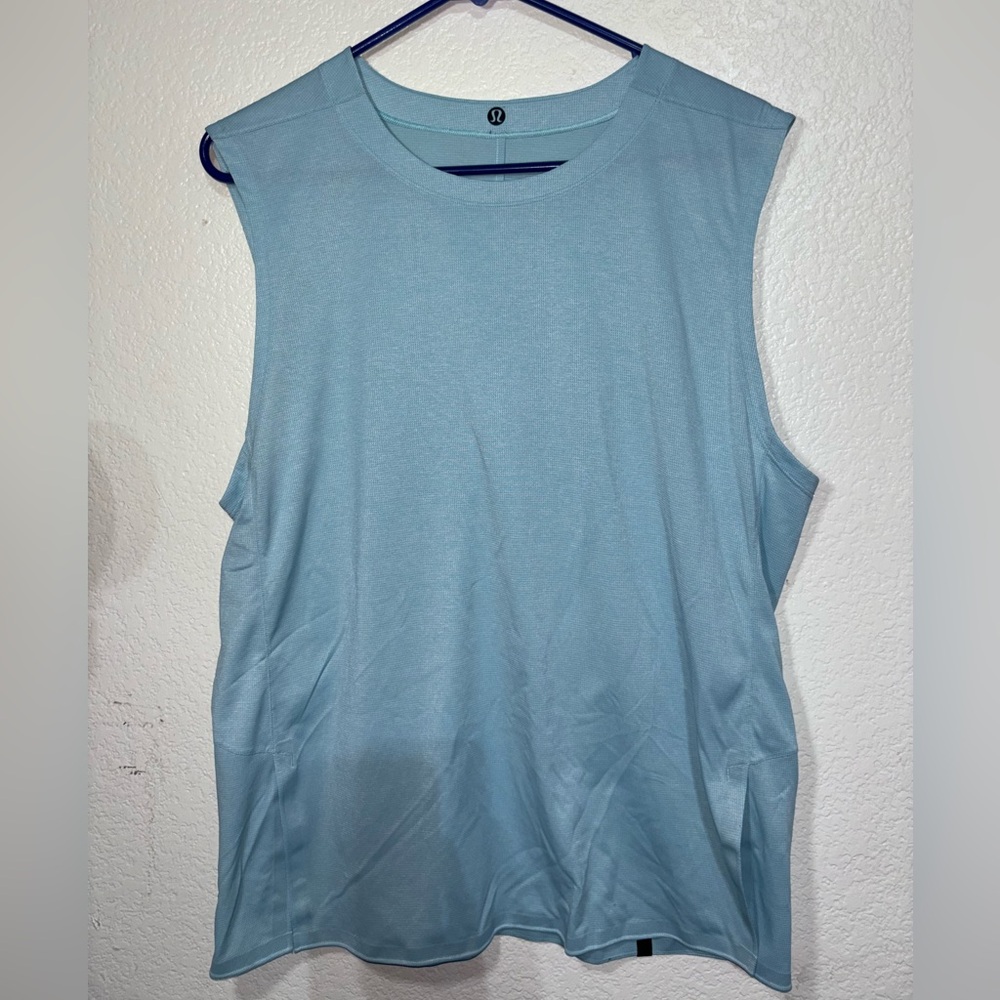 Lululemon top